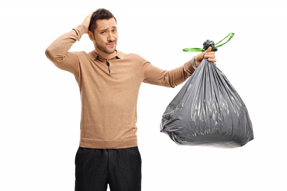 Преимущества мешков для мусора перед магазинными пакетами