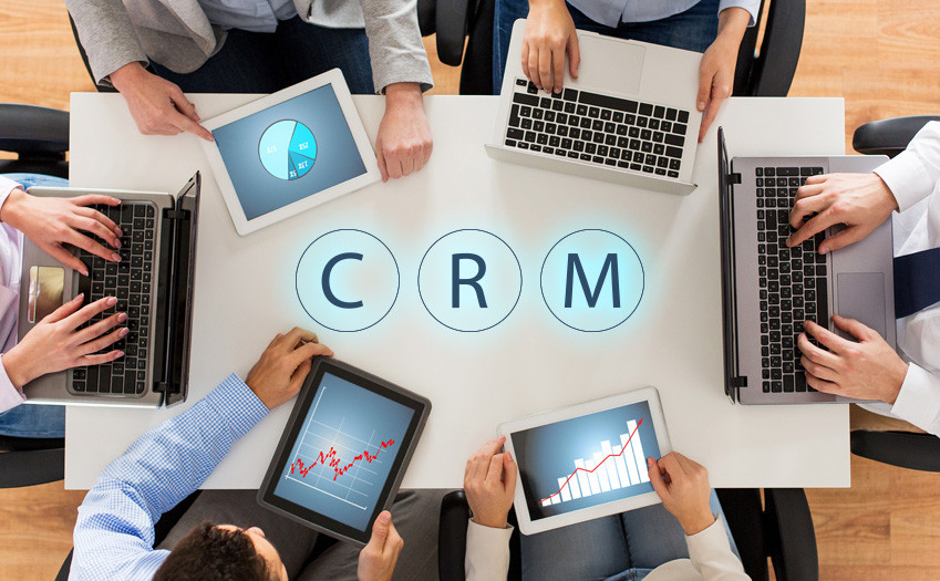 Выбираем CRM для бизнеса: преимущества, типы, конкретные решения
